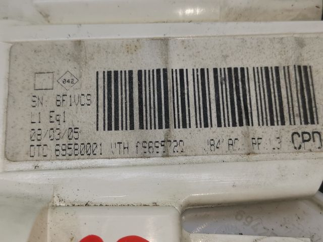 bontott RENAULT SCÉNIC II Fűtéskapcsoló (manuális klímás)