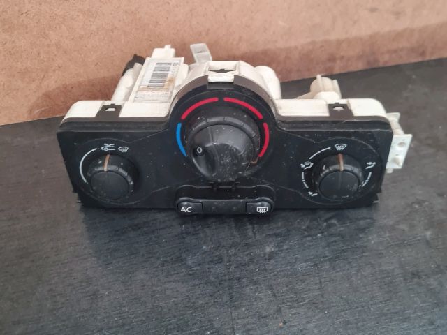 bontott RENAULT SCÉNIC II Fűtéskapcsoló (manuális klímás)