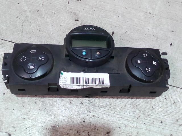 bontott RENAULT SCÉNIC II Fűtéskapcsoló