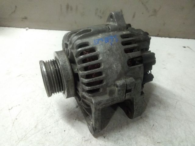 bontott RENAULT SCÉNIC II Generátor