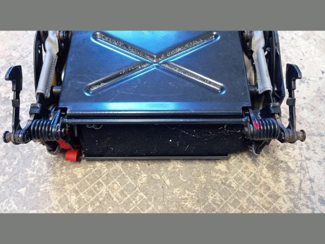 bontott RENAULT SCÉNIC II Harmadik sor Jobb Ülés