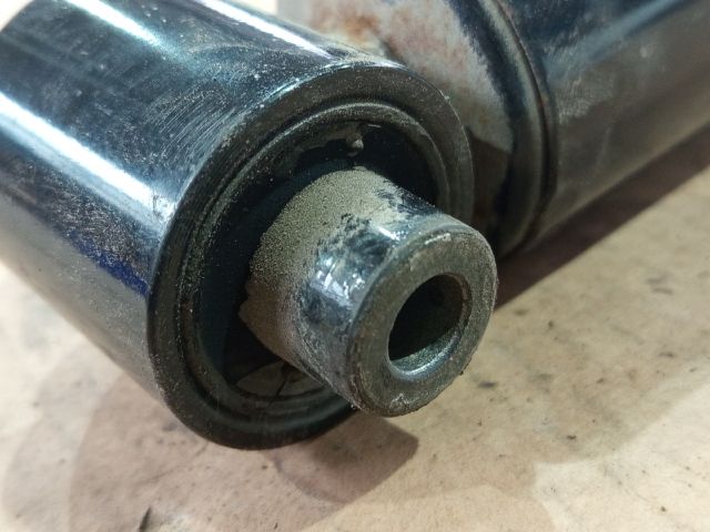 bontott RENAULT SCÉNIC II Hátsó Lengéscsillapító (Pozíciófüggetlen)