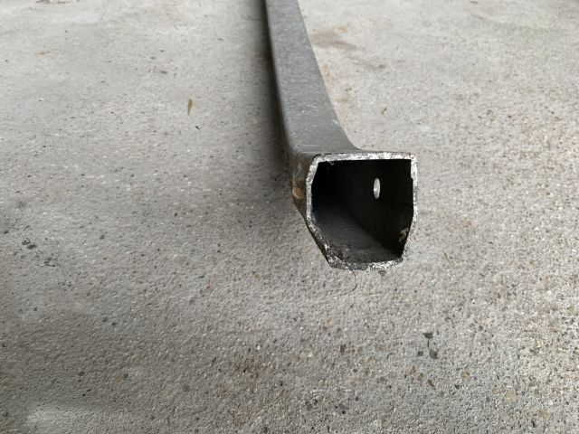 bontott RENAULT SCÉNIC II Hátsó Lökhárító Merevítő (Fém)