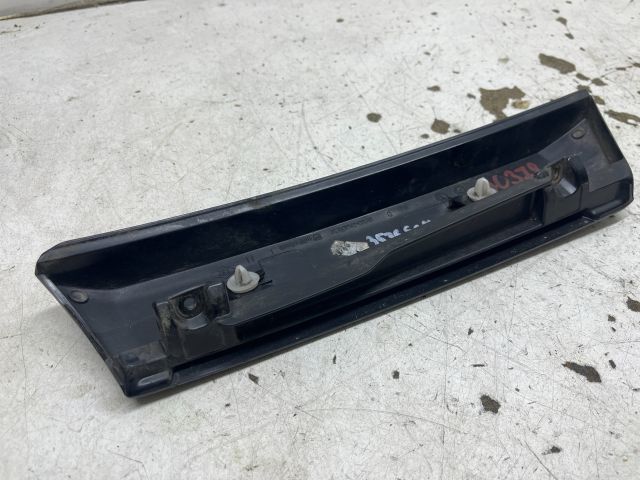 bontott RENAULT SCÉNIC II Hátsó Szélvédő Díszléc