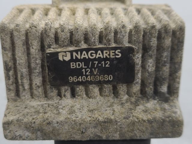 bontott RENAULT SCÉNIC II Izzító Relé