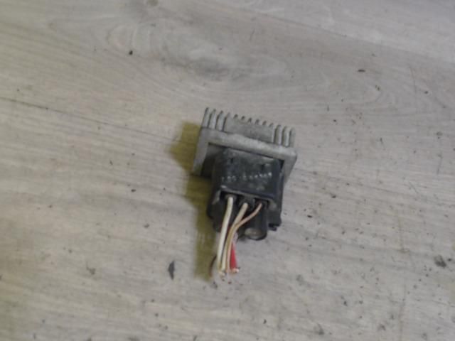 bontott RENAULT SCÉNIC II Izzító Relé