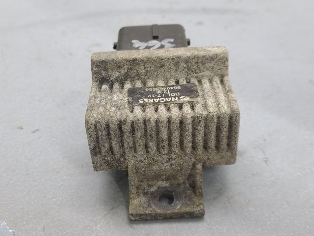 bontott RENAULT SCÉNIC II Izzító Relé