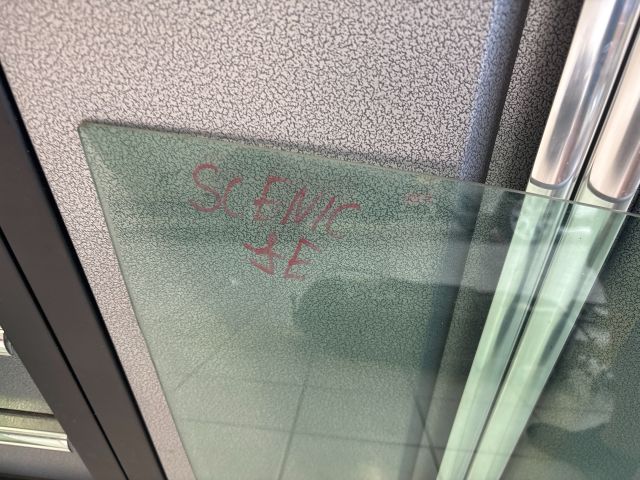 bontott RENAULT SCÉNIC II Jobb első Ablak