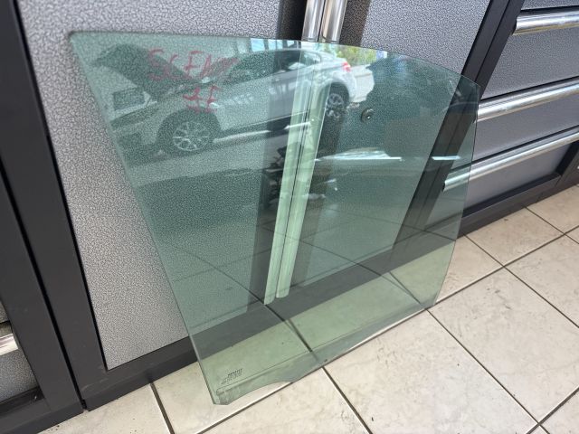 bontott RENAULT SCÉNIC II Jobb első Ablak