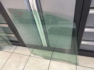 bontott RENAULT SCÉNIC II Jobb első Ablak