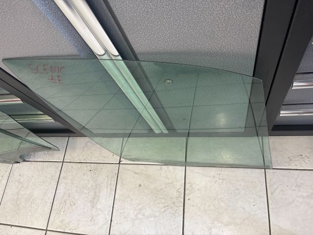 bontott RENAULT SCÉNIC II Jobb első Ablak