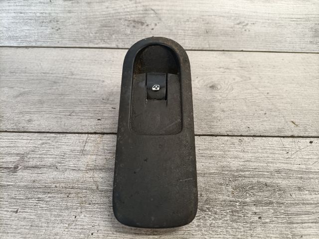 bontott RENAULT SCÉNIC II Jobb első Ablakemelő Kapcsoló