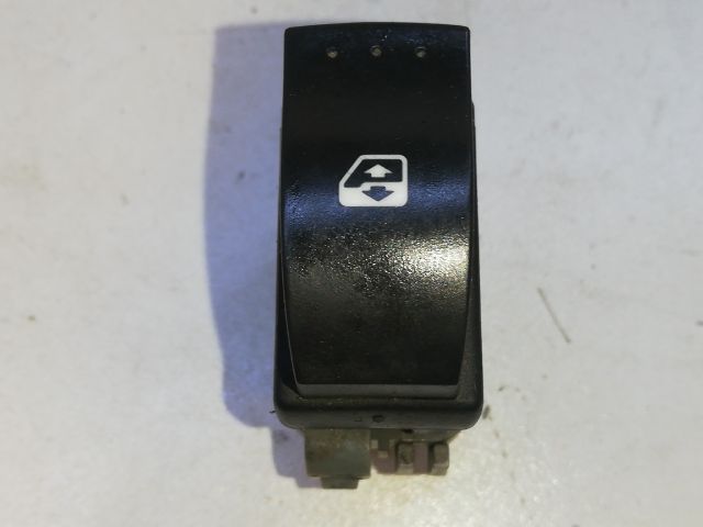 bontott RENAULT SCÉNIC II Jobb első Ablakemelő Kapcsoló