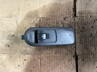bontott RENAULT SCÉNIC II Jobb első Ablakemelő Kapcsoló