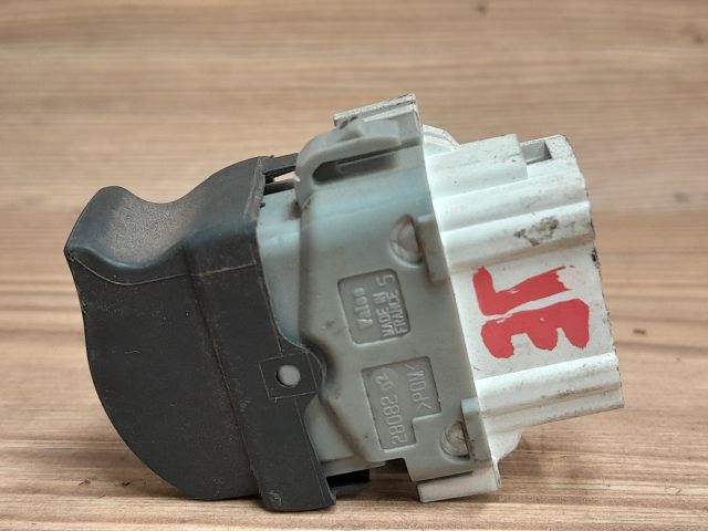 bontott RENAULT SCÉNIC II Jobb első Ablakemelő Kapcsoló