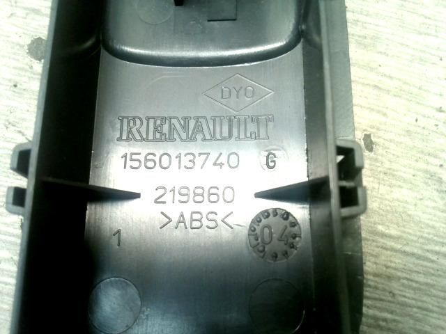 bontott RENAULT SCÉNIC II Jobb első Ablakemelő Kapcsoló