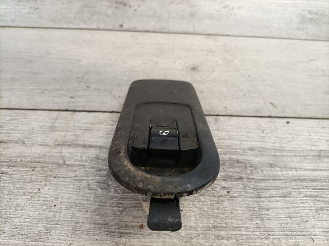 bontott RENAULT SCÉNIC II Jobb első Ablakemelő Kapcsoló