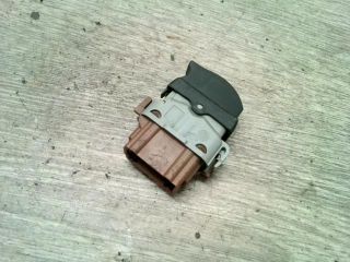 bontott RENAULT SCÉNIC II Jobb első Ablakemelő Kapcsoló