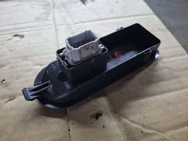 bontott RENAULT SCÉNIC II Jobb első Ablakemelő Kapcsoló