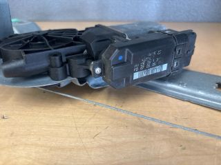 bontott RENAULT SCÉNIC II Jobb első Ablakemelő Szerkezet (Elektromos)