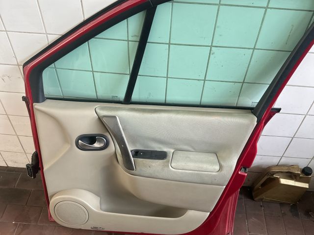 bontott RENAULT SCÉNIC II Jobb első Ajtó (Részeivel)