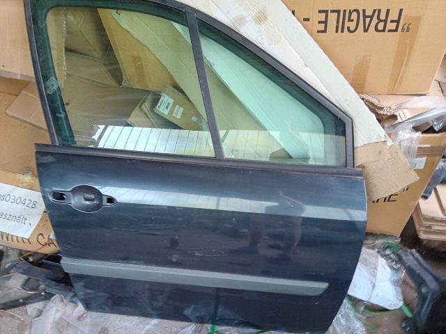 bontott RENAULT SCÉNIC II Jobb első Ajtó (Részeivel)