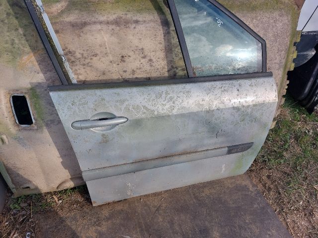 bontott RENAULT SCÉNIC II Jobb első Ajtó (Részeivel)