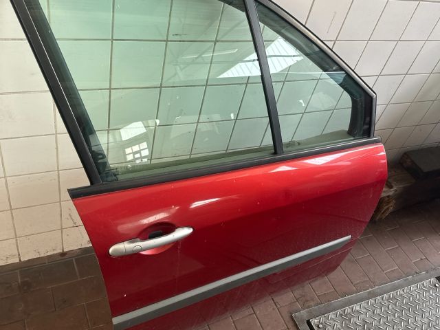 bontott RENAULT SCÉNIC II Jobb első Ajtó (Részeivel)