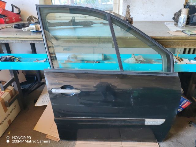 bontott RENAULT SCÉNIC II Jobb első Ajtó (Részeivel)