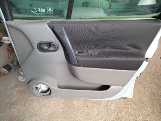 bontott RENAULT SCÉNIC II Jobb első Ajtó (Részeivel)