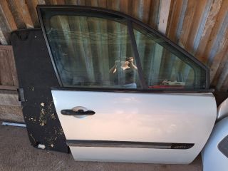 bontott RENAULT SCÉNIC II Jobb első Ajtó (Részeivel)