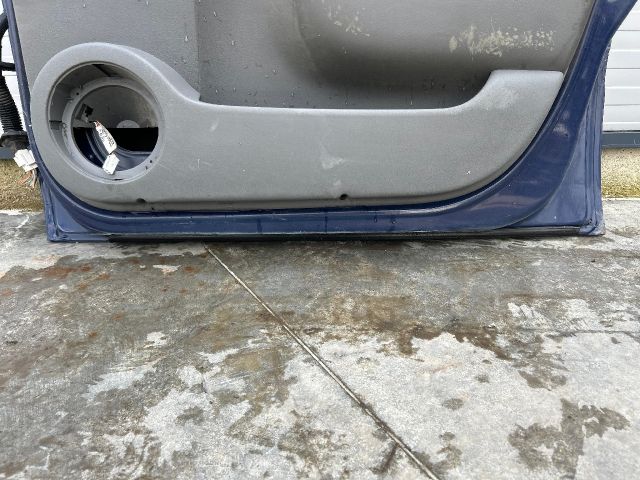 bontott RENAULT SCÉNIC II Jobb első Ajtó (Üres lemez)