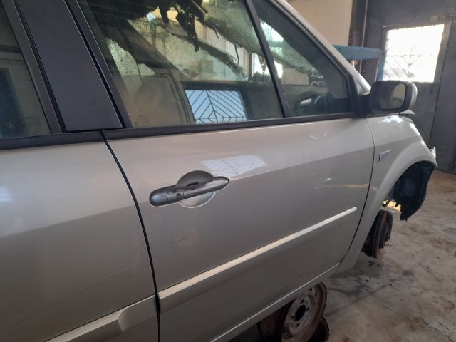 bontott RENAULT SCÉNIC II Jobb első Ajtó (Üres lemez)