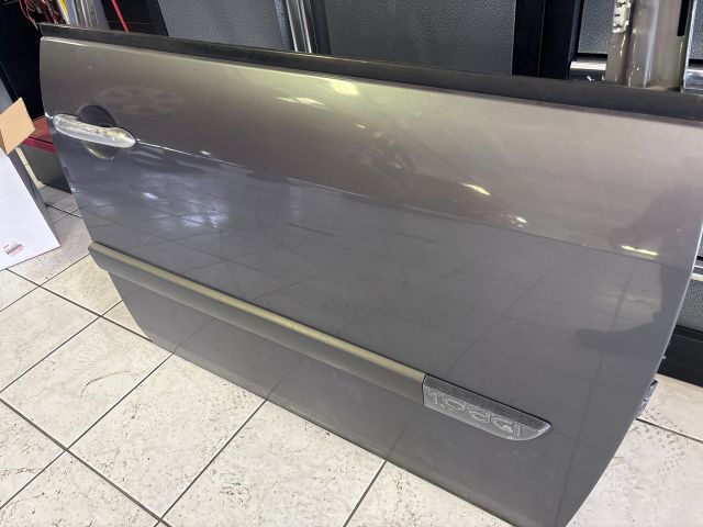 bontott RENAULT SCÉNIC II Jobb első Ajtó (Üres lemez)