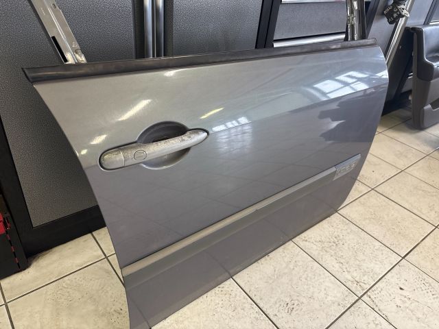 bontott RENAULT SCÉNIC II Jobb első Ajtó (Üres lemez)