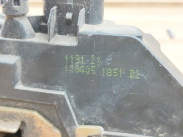 bontott RENAULT SCÉNIC II Jobb első Ajtózár