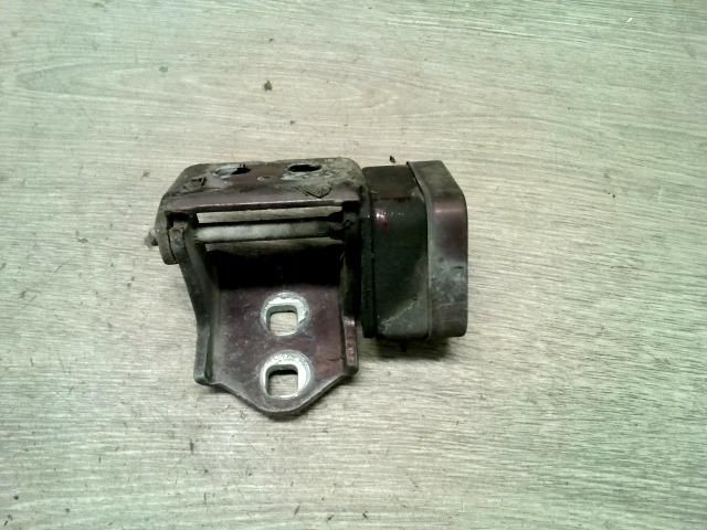 bontott RENAULT SCÉNIC II Jobb első Alsó Zsanér