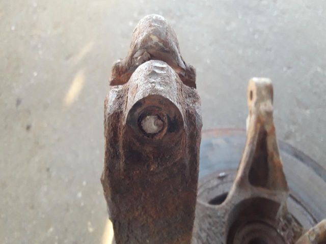 bontott RENAULT SCÉNIC II Jobb első Csonkállvány Kerékaggyal