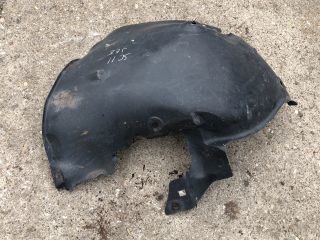 bontott RENAULT SCÉNIC II Jobb első Első Dobbetét (Kerékjárati, Műanyag)