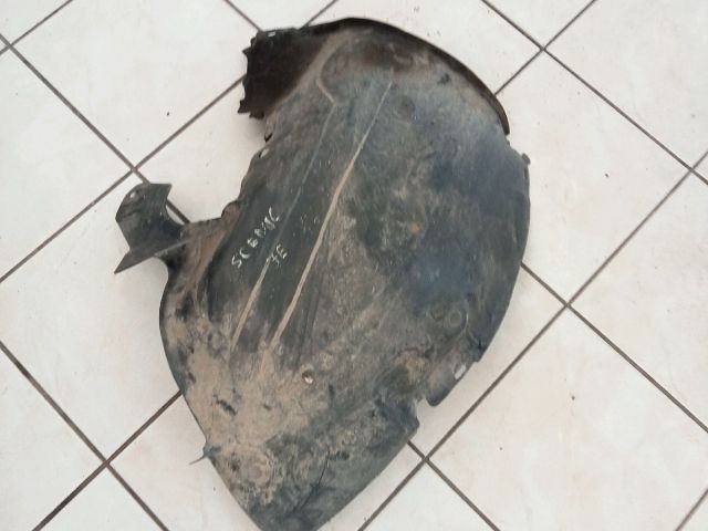 bontott RENAULT SCÉNIC II Jobb első Első Dobbetét (Kerékjárati, Műanyag)