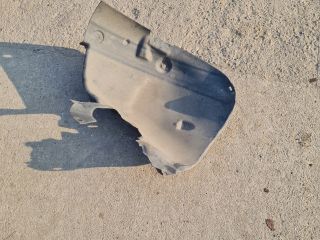 bontott RENAULT SCÉNIC II Jobb első Első Dobbetét (Kerékjárati, Műanyag)