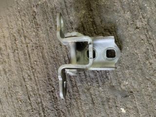 bontott RENAULT SCÉNIC II Jobb első Felső Zsanér