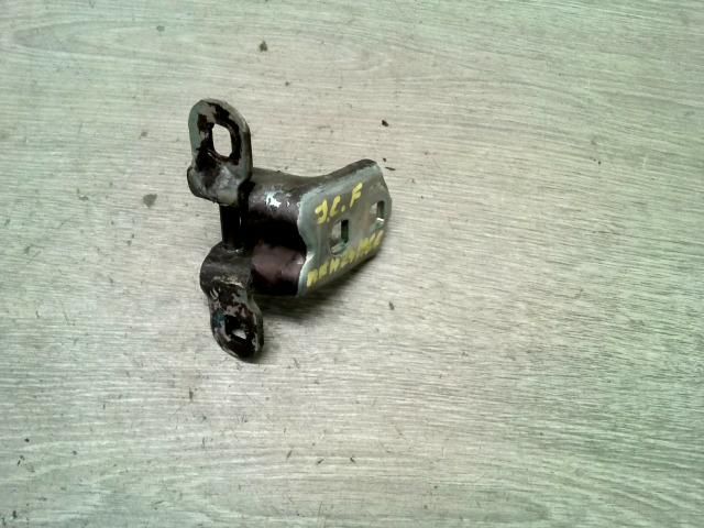 bontott RENAULT SCÉNIC II Jobb első Felső Zsanér