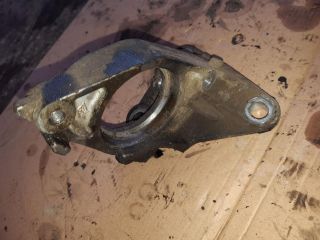 bontott RENAULT SCÉNIC II Jobb első Féltengely Tartó