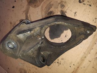 bontott RENAULT SCÉNIC II Jobb első Féltengely Tartó