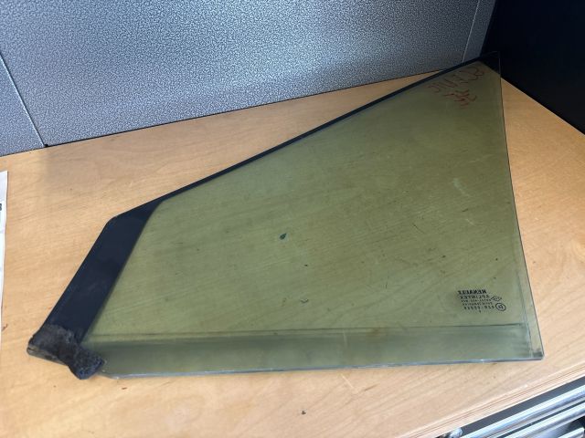 bontott RENAULT SCÉNIC II Jobb első Fixüveg (Ajtóban)