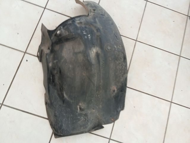 bontott RENAULT SCÉNIC II Jobb első Hátsó Dobbetét (Kerékjárati, Műanyag)