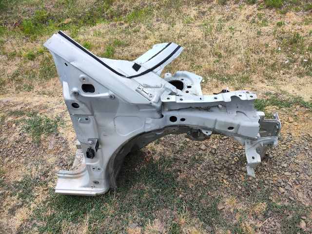 bontott RENAULT SCÉNIC II Jobb első Negyed Karosszéria Csomag