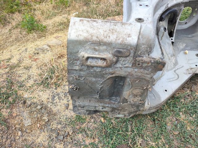 bontott RENAULT SCÉNIC II Jobb első Negyed Karosszéria Csomag