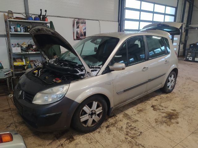 bontott RENAULT SCÉNIC II Jobb első Sárvédő Irányjelző